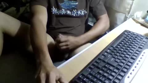 La Genova esta Dura beard boy male dick mastubate latinosexy latinohot latino glasses mature strong stronglegs online show from 04-04-26, 10:07