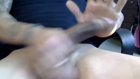 Snapshot of lahung333 chatting on 02-08-25, 08:32 lahung333 online show from 02-08-25, 08:32