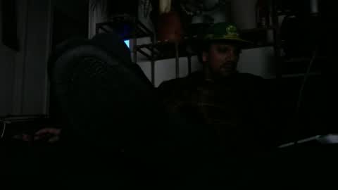 Snapshot of laidback_and_chill chatting on 12-05-24, 12:55 Rick online show from 12-05-24, 12:55