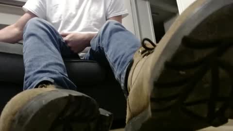 Snapshot of laidback_and_chill chatting on 03-02-25, 04:28 Rick online show from 03-02-25, 04:28