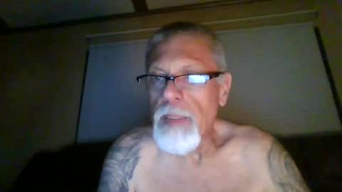 Snapshot of laidbackluxury chatting on 06-13-26, 07:50 laidbackluxury online show from 06-13-26, 07:50
