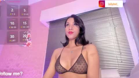Snapshot of laiilybell chatting on 06-13-26, 08:40 laiily bell online show from 06-13-26, 08:40
