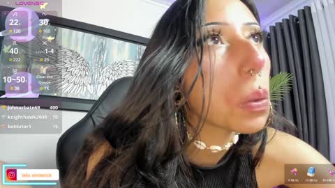 Snapshot of laila_angel chatting on 12-23-24, 11:06 laila_angel online show from 12-23-24, 11:06