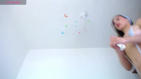 Snapshot of laila_laly chatting on 01-12-25, 04:40 Leila Laly online show from 01-12-25, 04:40