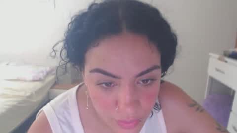 Snapshot of laila_silk chatting on 06-02-26, 02:52 laila_silk online show from 06-02-26, 02:52