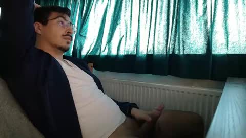 lailaiahr online show from 04-12-26, 01:49