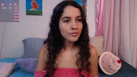 Snapshot of lailypink chatting on 01-07-25, 03:24 samanta online show from 01-07-25, 03:24
