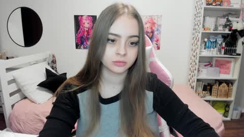 Snapshot of lain__ chatting on 12-13-24, 10:34 Kira online show from 12-13-24, 10:34