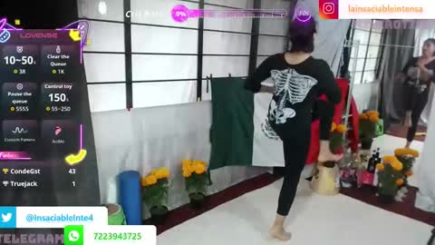 Snapshot of lainsaciableintensa chatting on 10-25-25, 09:53 lainsaciableintensa online show from 10-25-25, 09:53