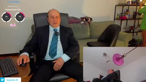 Snapshot of lajose52 chatting on 06-07-26, 03:38 lajose52 online show from 06-07-26, 03:38