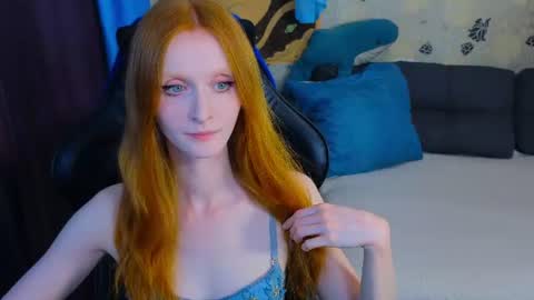 Snapshot of laksmrrr chatting on 07-05-26, 04:25 Lu Alex online show from 07-05-26, 04:25