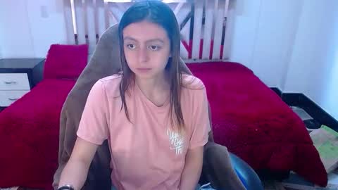 Snapshot of lala_clark chatting on 10-17-25, 01:14 Lala clark online show from 10-17-25, 01:14