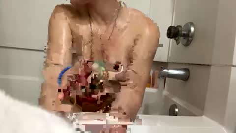 Snapshot of laladaddiesbb chatting on 12-16-25, 05:01 COME PLAY WITH ME online show from 12-16-25, 05:01