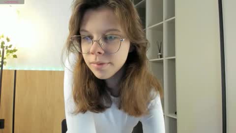 Julia online show from 12-22-25, 08:06