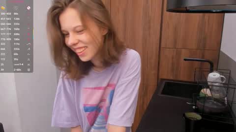 Julia online show from 03-27-26, 08:19