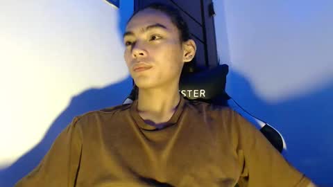 Snapshot of lalakinghugecock_2 chatting on 09-18-25, 08:22 lalakinghugecock_2 online show from 09-18-25, 08:22