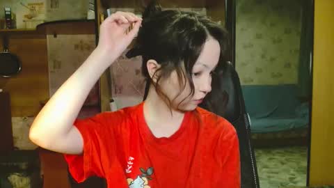 Snapshot of lalallalalaaa chatting on 12-15-25, 04:33 lalallalalaaa online show from 12-15-25, 04:33