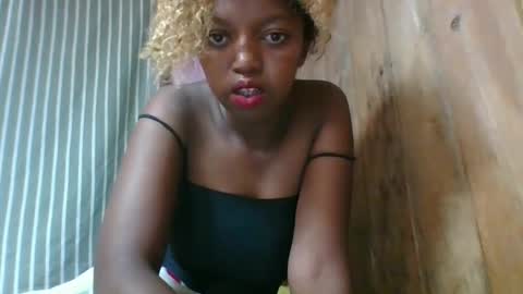 Snapshot of lalao697790 chatting on 05-30-26, 08:00 lalao697790 online show from 05-30-26, 08:00