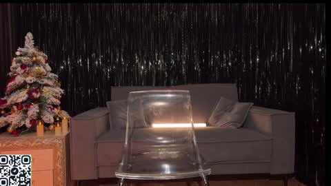 Ellina online show from 12-21-24, 03:58