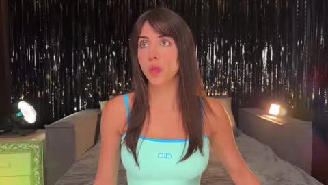 Ellina online show from 09-30-25, 08:03