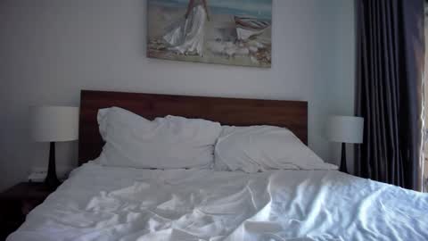 Lallie  online show from 02-26-25, 03:21