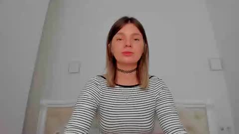 Snapshot of lallie_ chatting on 02-05-26, 03:27 Lallie online show from 02-05-26, 03:27