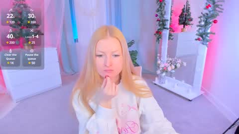 Snapshot of laly_peach chatting on 12-31-24, 03:42 Laly online show from 12-31-24, 03:42