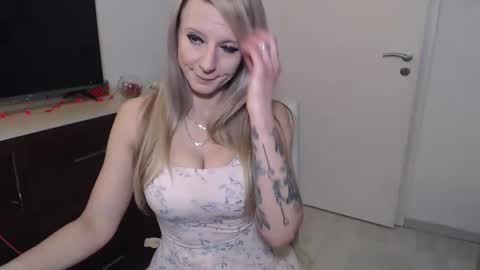 Snapshot of lamadrina006 chatting on 12-14-24, 12:11 LaMadrina006 online show from 12-14-24, 12:11