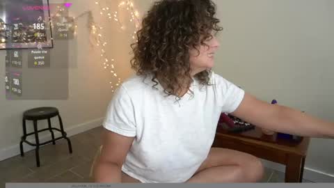 Snapshot of lamarquesathelion chatting on 07-28-26, 03:32 La Marquesa online show from 07-28-26, 03:32