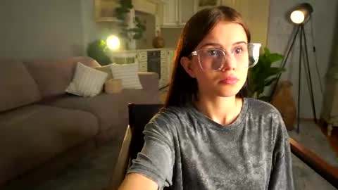 Snapshot of lamonicaptak chatting on 07-03-26, 03:02 Emily online show from 07-03-26, 03:02