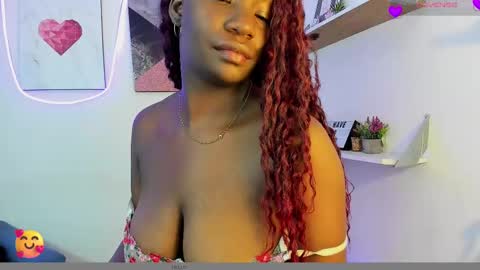 Snapshot of lana__beaux chatting on 02-21-25, 07:32 online show from 02-21-25, 07:32
