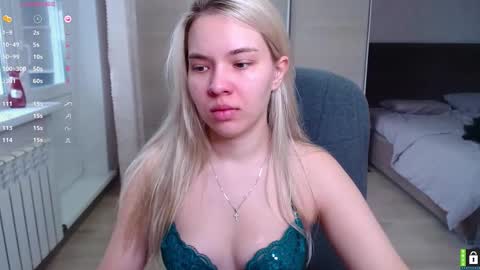 Lana online show from 10-12-25, 06:01