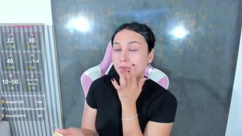 Snapshot of lana_boomer chatting on 11-30-25, 08:13 Lana online show from 11-30-25, 08:13