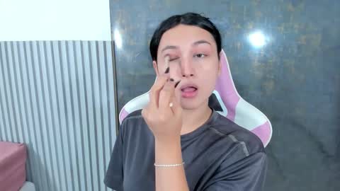 Snapshot of lana_boomer chatting on 12-02-25, 08:37 Lana online show from 12-02-25, 08:37