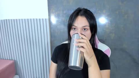 Snapshot of lana_boomer chatting on 12-17-25, 08:48 Lana online show from 12-17-25, 08:48