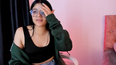 Snapshot of lana_dol chatting on 01-20-25, 06:10 ... . . ... online show from 01-20-25, 06:10