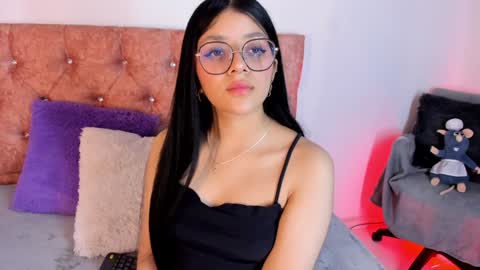 Snapshot of lana_dol chatting on 02-04-25, 12:11 ... . . ... online show from 02-04-25, 12:11