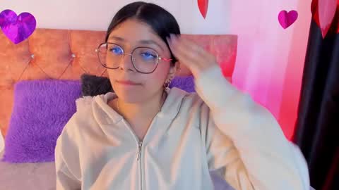 Snapshot of lana_dol chatting on 02-14-25, 06:40 ... . . ... online show from 02-14-25, 06:40