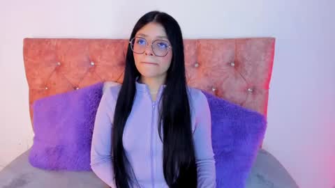 Snapshot of lana_dol chatting on 02-17-25, 12:05 ... . . ... online show from 02-17-25, 12:05