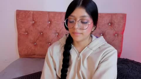 Snapshot of lana_dol chatting on 02-25-25, 06:20 ... . . ... online show from 02-25-25, 06:20