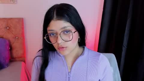 Snapshot of lana_dol chatting on 03-07-25, 12:23 ... . . ... online show from 03-07-25, 12:23