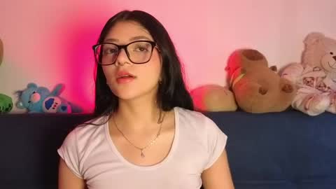 Snapshot of lana_dol chatting on 05-18-26, 04:57 ... . . ... online show from 05-18-26, 04:57