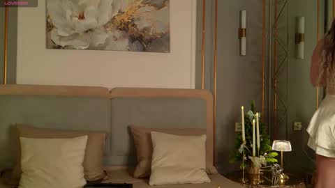 Snapshot of lana_ellie chatting on 12-04-25, 05:28 lana_ellie online show from 12-04-25, 05:28