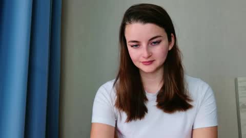 Snapshot of lana_gl chatting on 05-26-26, 06:42 lana_gl online show from 05-26-26, 06:42