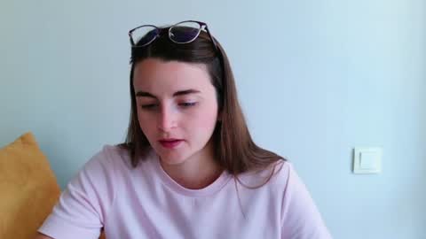 Snapshot of lana_gl chatting on 07-01-26, 09:44 lana_gl online show from 07-01-26, 09:44