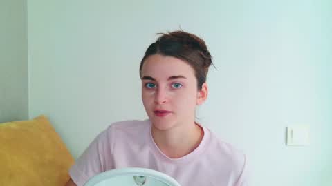 Snapshot of lana_gl chatting on 07-16-26, 10:21 lana_gl online show from 07-16-26, 10:21
