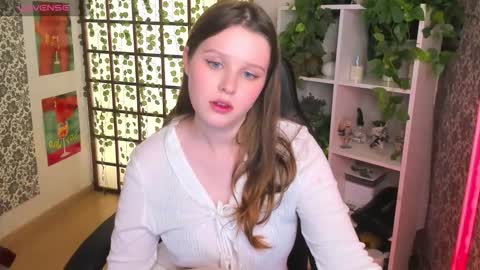 Lana online show from 10-21-25, 09:32