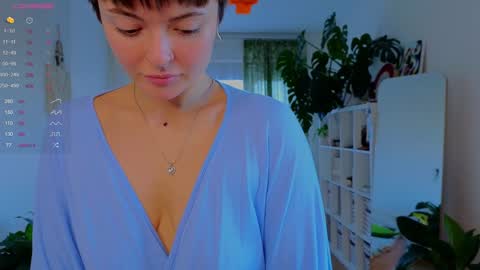 Lana online show from 10-18-25, 01:23