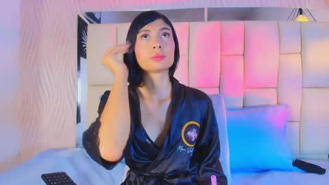 Vanessa  online show from 06-05-26, 12:11