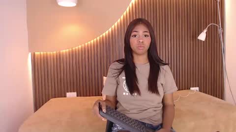 katiuska online show from 02-19-25, 08:52